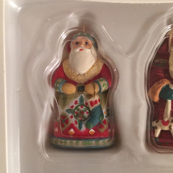 NIB 2006 Santas From Around The World Miniature Collection Hallmark Ornaments - Picture 4 of 11